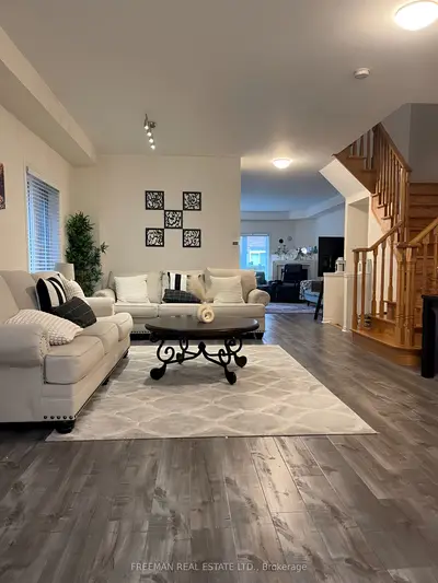 5135 Nestling Grove, Mississauga, On L5m 0l3