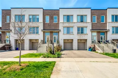 197 Wheat Boom Drive, Oakville, On L6h 0m1