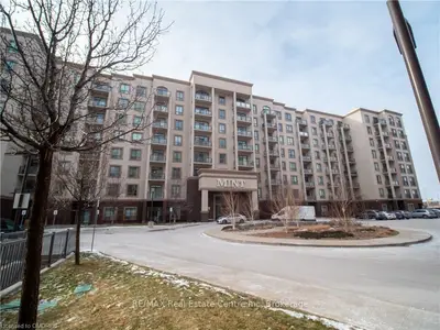 2490 Old Bronte Road Road 102, Oakville, On L6m 0y5
