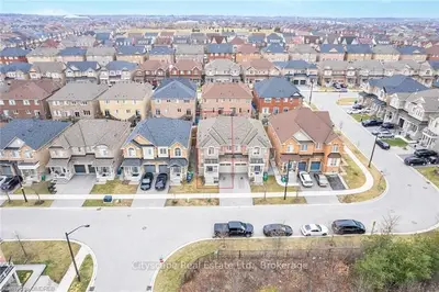 5648 Ethan Drive, Mississauga, On, L5m 0w1