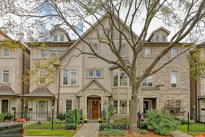 140 John Street, Oakville, On L6k 1h4