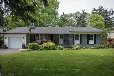 960 Glen View Avenue, Burlington, On L7t 3y6