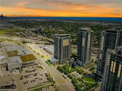 205 Sherway Gardens Road 612, Toronto W08, On M9c 0a5