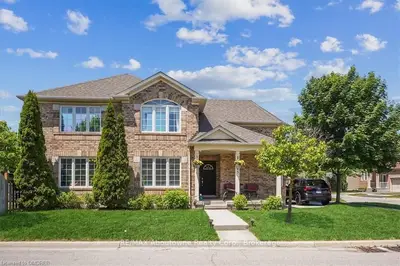 2245 Dunforest Crescent, Oakville, On L6m 4x3