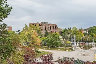 100 Lakeshore Road E 505, Oakville, On L6j 6m9