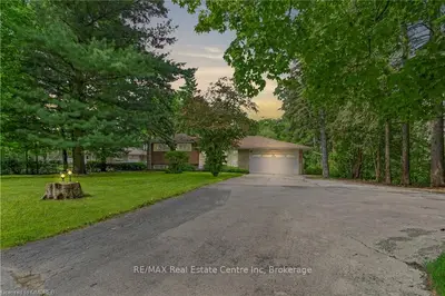 8 Stewarttown Road, Halton Hills, On L7g 4s5