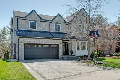 2032 Peak Place, Oakville, On L6h 5t2