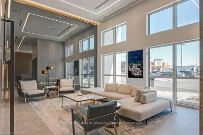 509 Dundas Street W 415, Oakville, On L6m 5p4