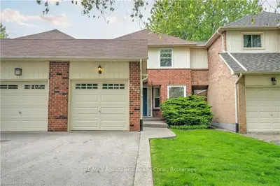 1122 Edgehill Place, Oakville, On L6m 2e7