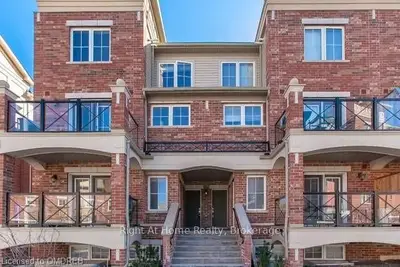 35 Hays Boulevard 21, Oakville, On L6h 0j1