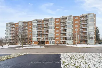 26 Hall Street 608, Halton Hills, On L7g 5g5