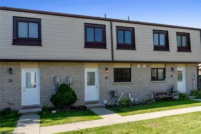 108 Sinclair Avenue 25, Halton Hills, On L7g 1j4