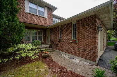 1136 Montrose Abbey Drive, Oakville, On L6m 1e5