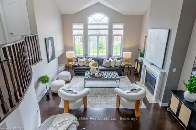 22 Oasis Trail, Halton Hills, On, L7g 0k3