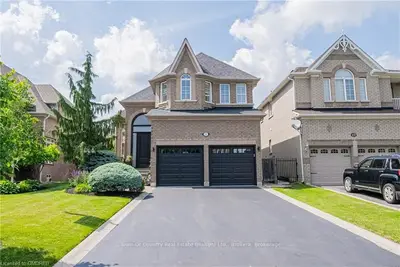 15 Robina Avenue, Halton Hills, On L7g 5x9