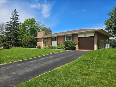 1353 Kensington Park Drive, Oakville, On L6h 2g8
