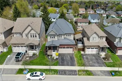 81 Wardlaw Avenue, Orangeville, On L9w 6m3