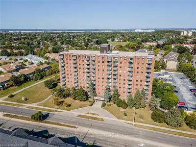 6720 Glen Erin Drive 610, Mississauga, On L5n 3k8