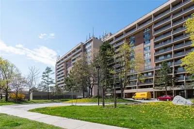 2929 Aquitaine Avenue 808, Mississauga, On L5n 2c7