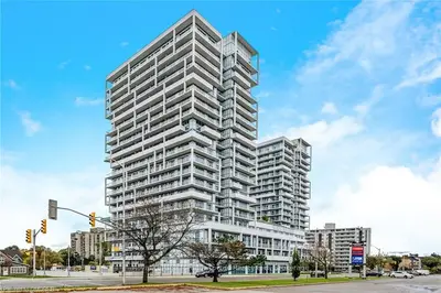 65 Speers Road 105, Oakville, On L6k 0j1
