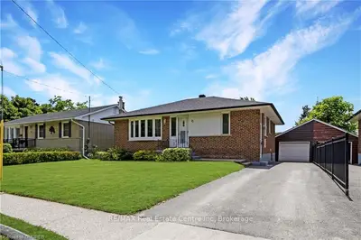 22 Mcintyre Cres Crescent, Halton Hills, On L7g 1n3