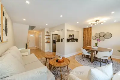 1516 Lancaster Drive 1, Oakville, On L6h 2z2
