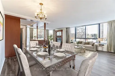 1230 Marlborough Court 208, Oakville, On L6h 3k6