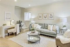 1106 WESTMOUNT Avenue, Mississauga, ON L5E 1X7