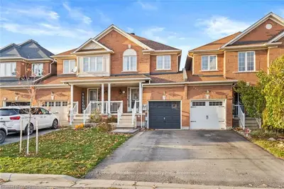 74 Mowat Crescent, Halton Hills, On L7g 0a1
