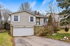 2633 INLAKE Court, Mississauga, ON L5N 2A6