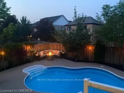 92 Belmont Boulevard, Halton Hills, On L7g 6e7
