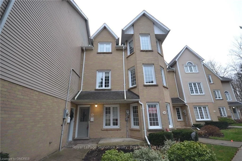 2110 Cleaver Avenue 222, Burlington, On L7m 3z4