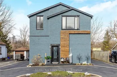 127 Commercial Street, Milton, On L9t 2j1