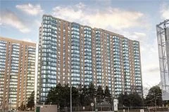 135 Hillcrest Avenue 1805, Mississauga, On L5b 4b1
