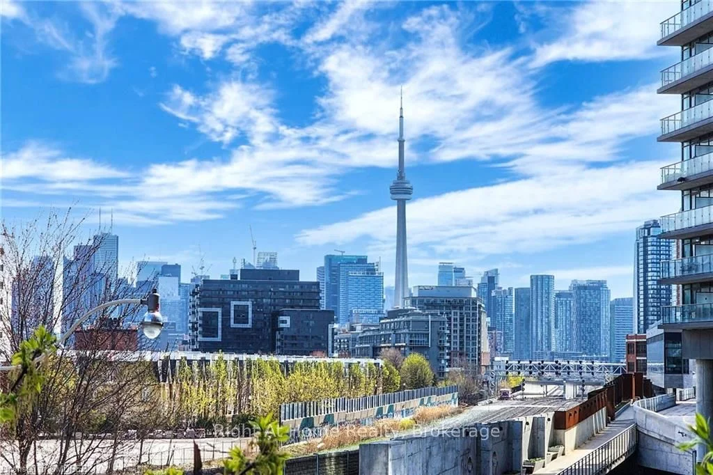 38 Joe Shuster Way 423, Toronto W01, On M6k 0a5