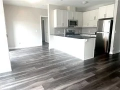 102 GROVEWOOD COMMON Circle 130, Oakville, ON L6H 7C4