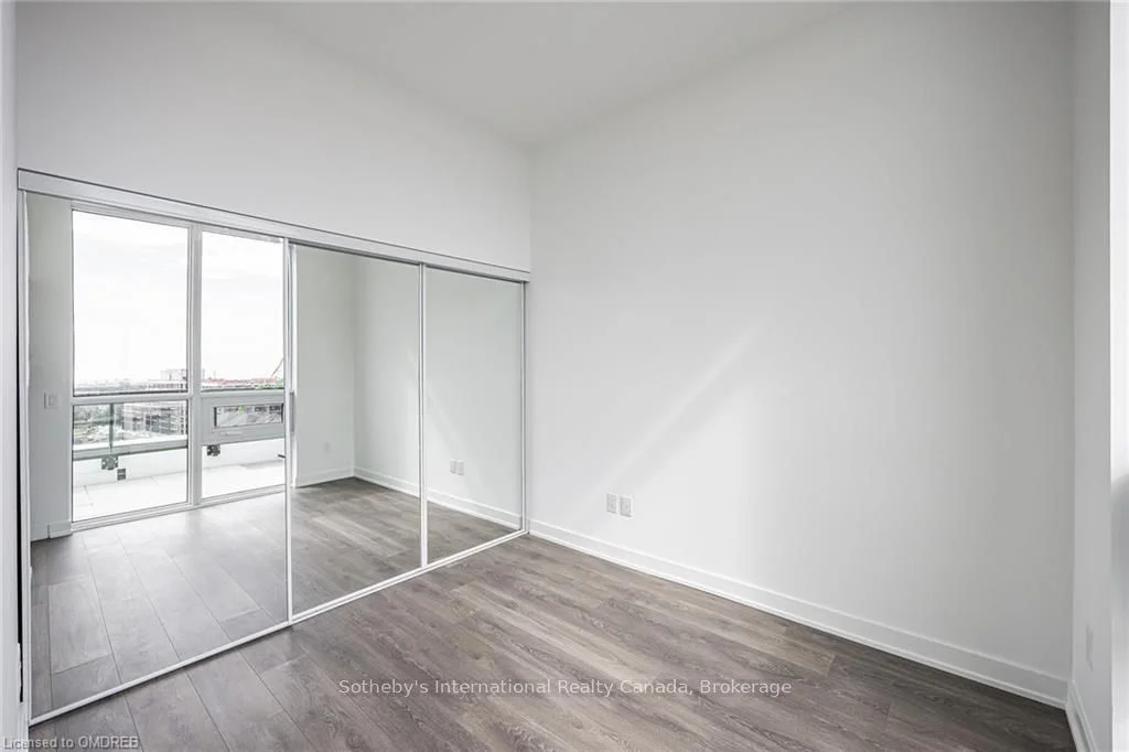 3005 Pine Glen Road 809, Oakville, On L6m 5p5
