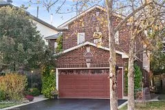 4468 Romfield Crescent, Mississauga, On L5m 4k8