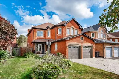 6831 Gracefield Drive, Mississauga, On L5n 6t6