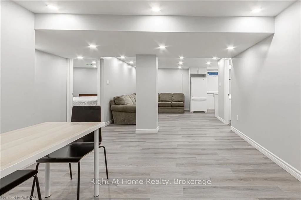 1410 MOUNTAIN GROVE Avenue Lower, Burlington, ON L7P 2H2