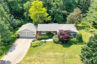 2 Chelton Street, Halton Hills, ON L7G 4X3