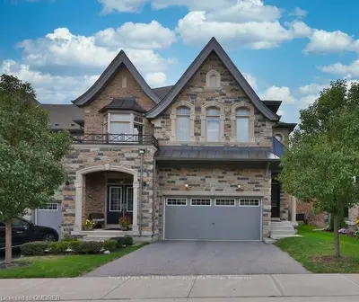 2470 VILLAGE, Oakville, ON, L6M 0S2