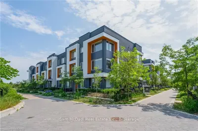 #34 3006 CREEKSHORE COMMON, Oakville, ON, L6M 0Y6