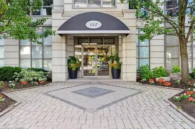 442 Maple Avenue 1101, Burlington, ON L9H 1T4