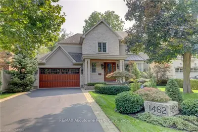 1482 BRIARWOOD Crescent, Oakville, ON L6J 2S7