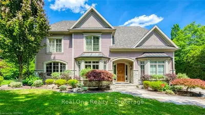 55 ARBOUR Drive, Oakville, ON L6J 4Y6