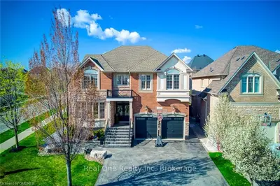 2442 Taylorwood Drive, Oakville, ON L6H 0C6