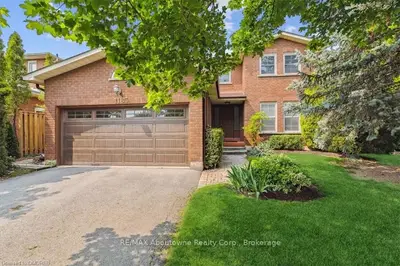 1183 OLD COLONY Road, Oakville, ON L6M 1J1