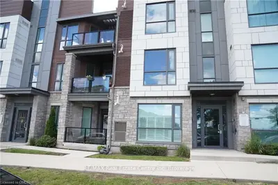 2388 Khalsa Glen 305, Oakville, On L6m 1p5