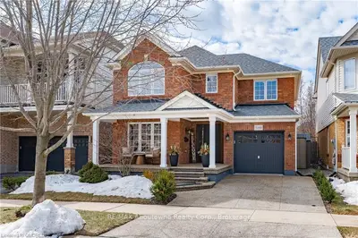 3188 STEEPLECHASE Drive, Burlington, ON L7M 0C3